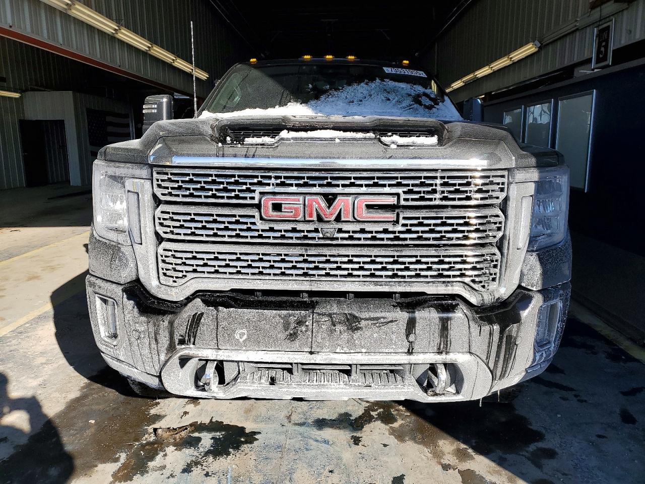 GMC Sierra K2500 Denali