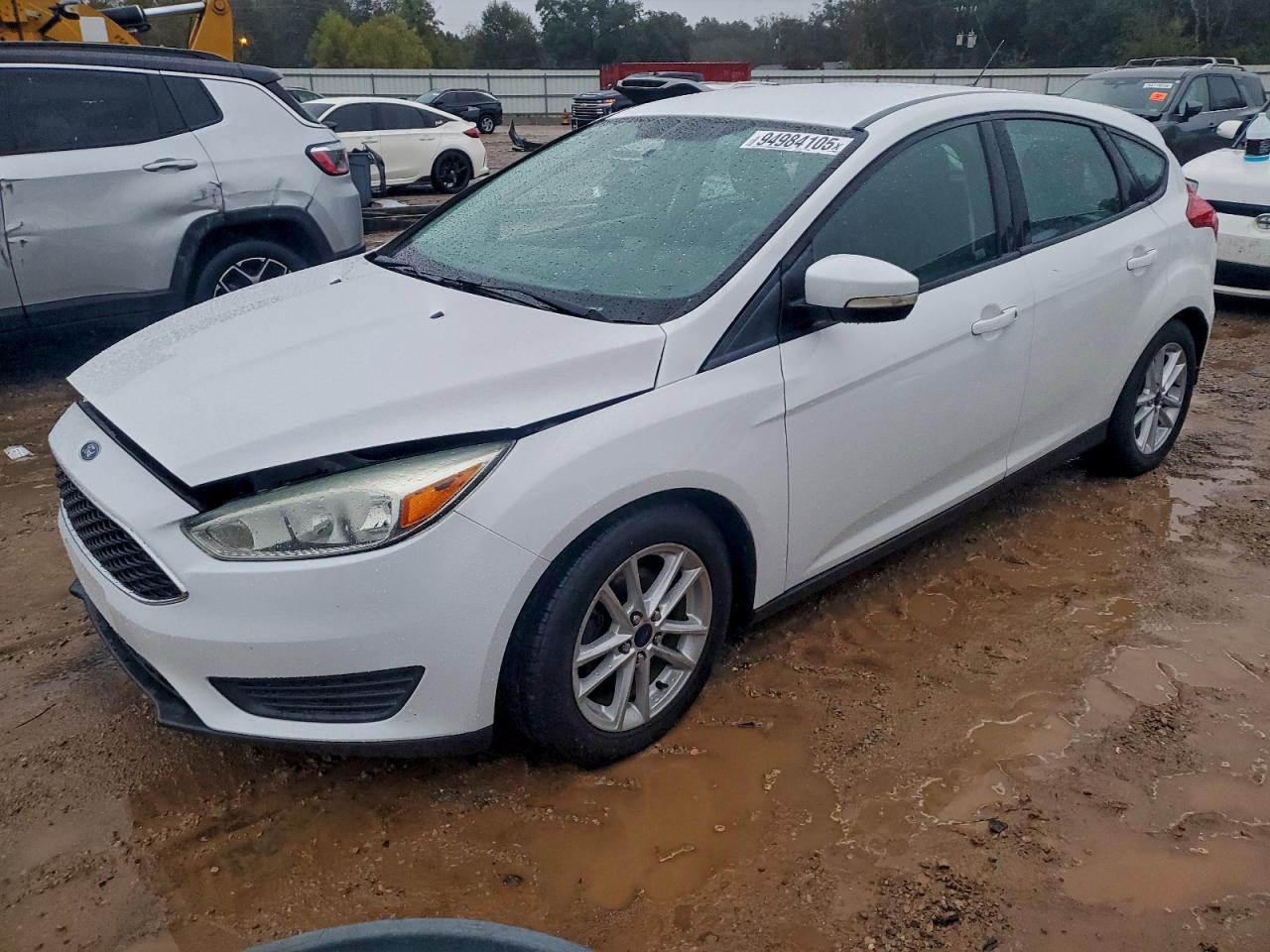 Salvage Ford Focus Image