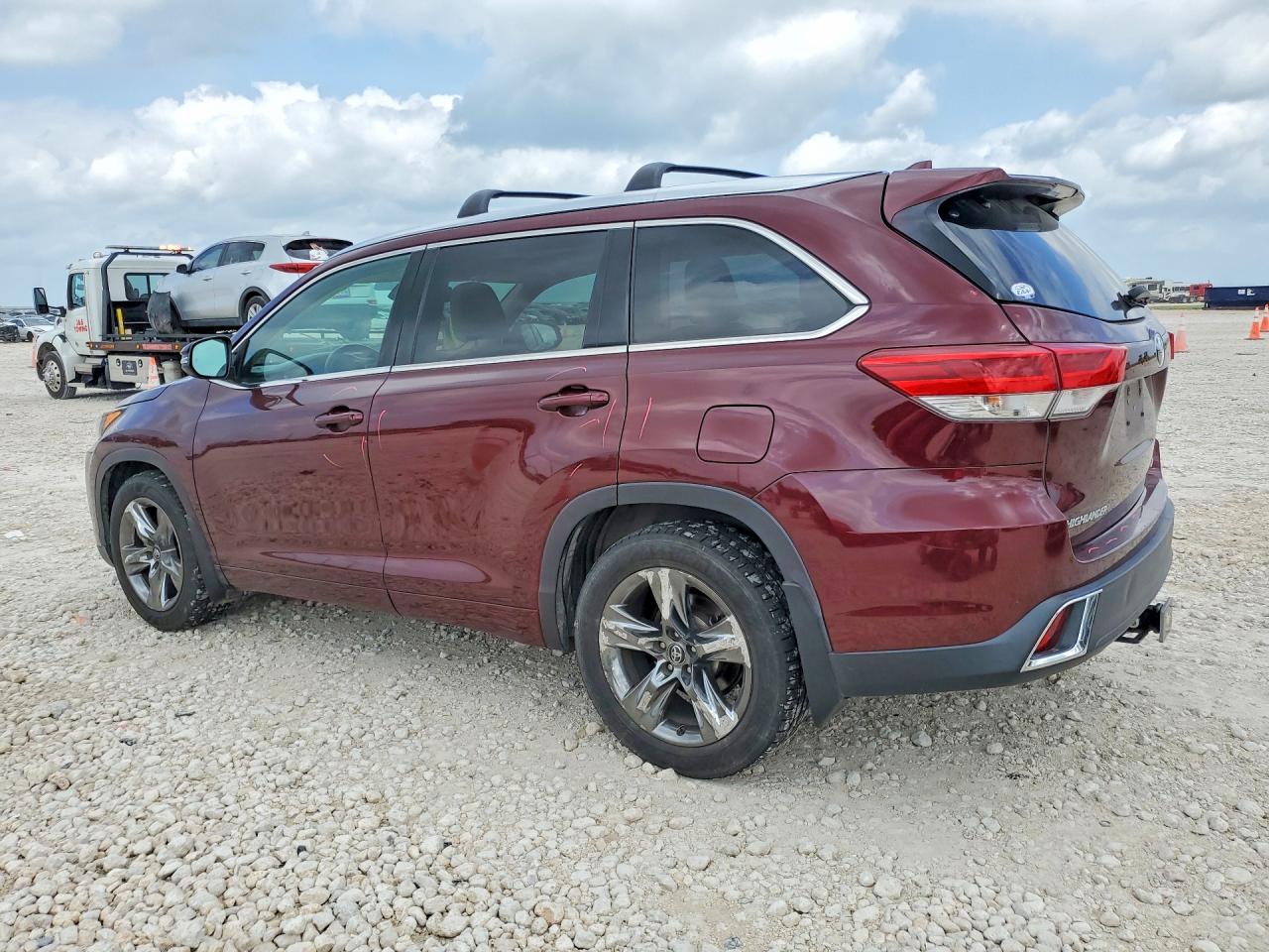 Toyota Highlander Limited Platinum