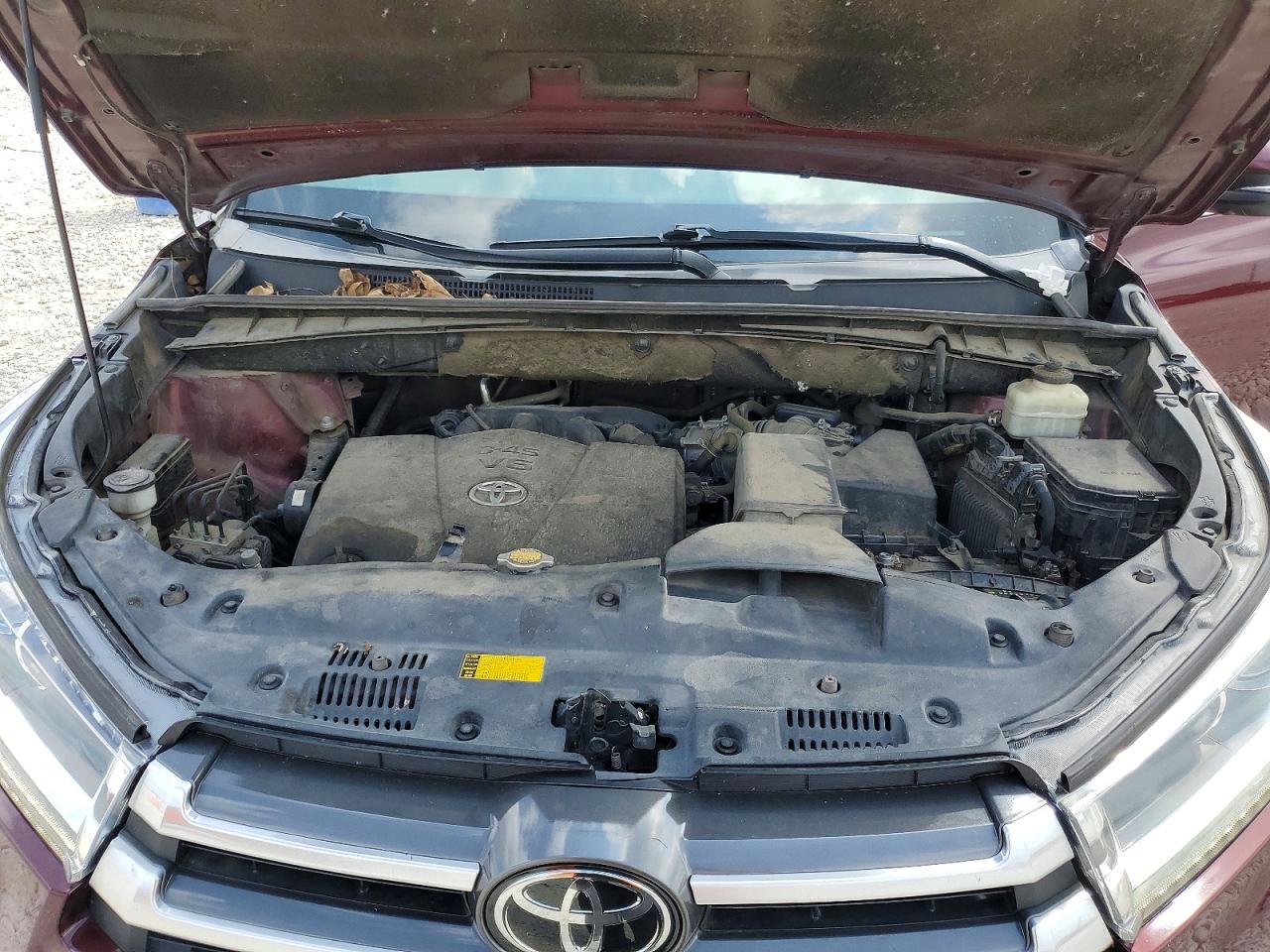 Toyota Highlander Limited Platinum
