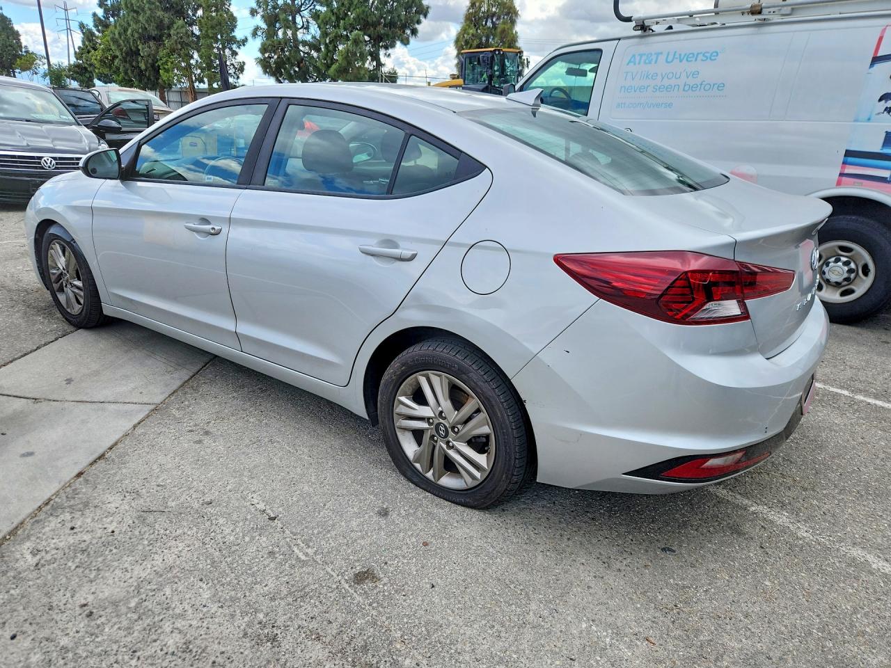 Hyundai ELANTRA Sel