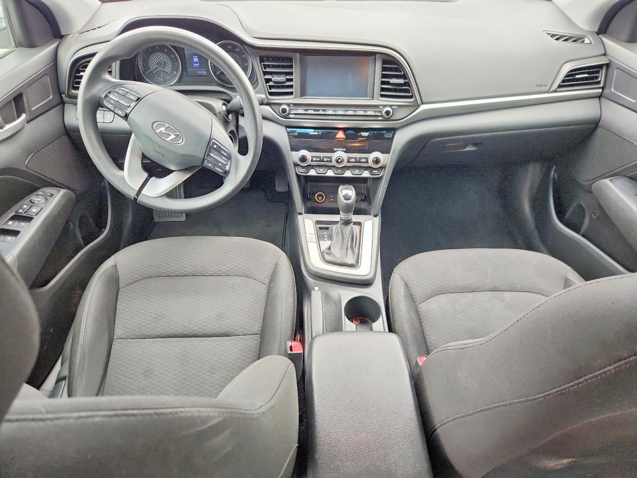 Hyundai ELANTRA Sel