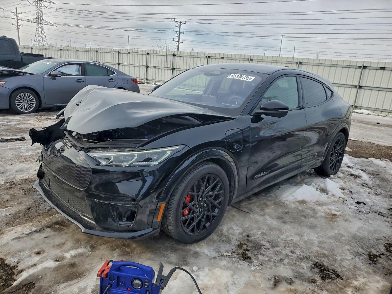 Salvage Ford Mustang Image