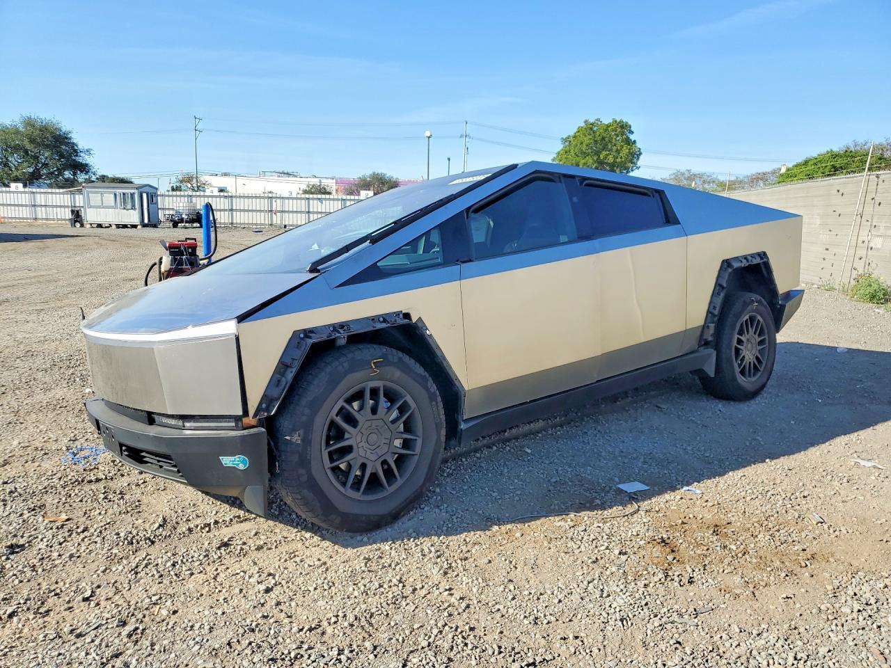 Salvage Tesla Cybertruck Image