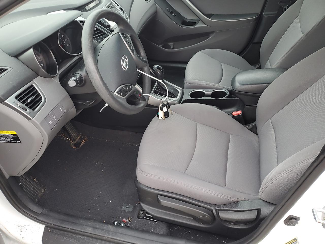 Hyundai ELANTRA Se