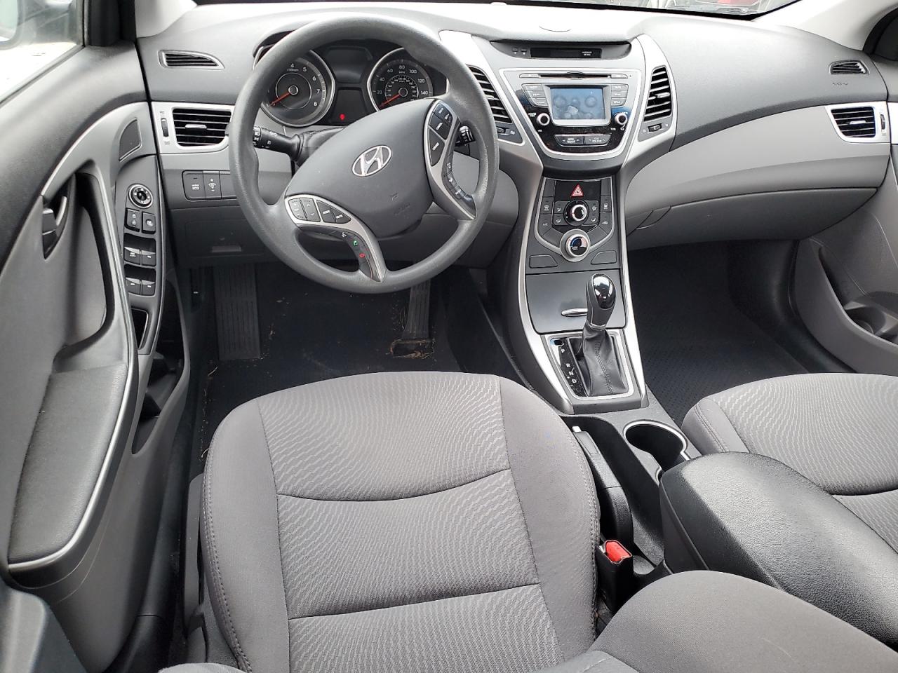 Hyundai ELANTRA Se