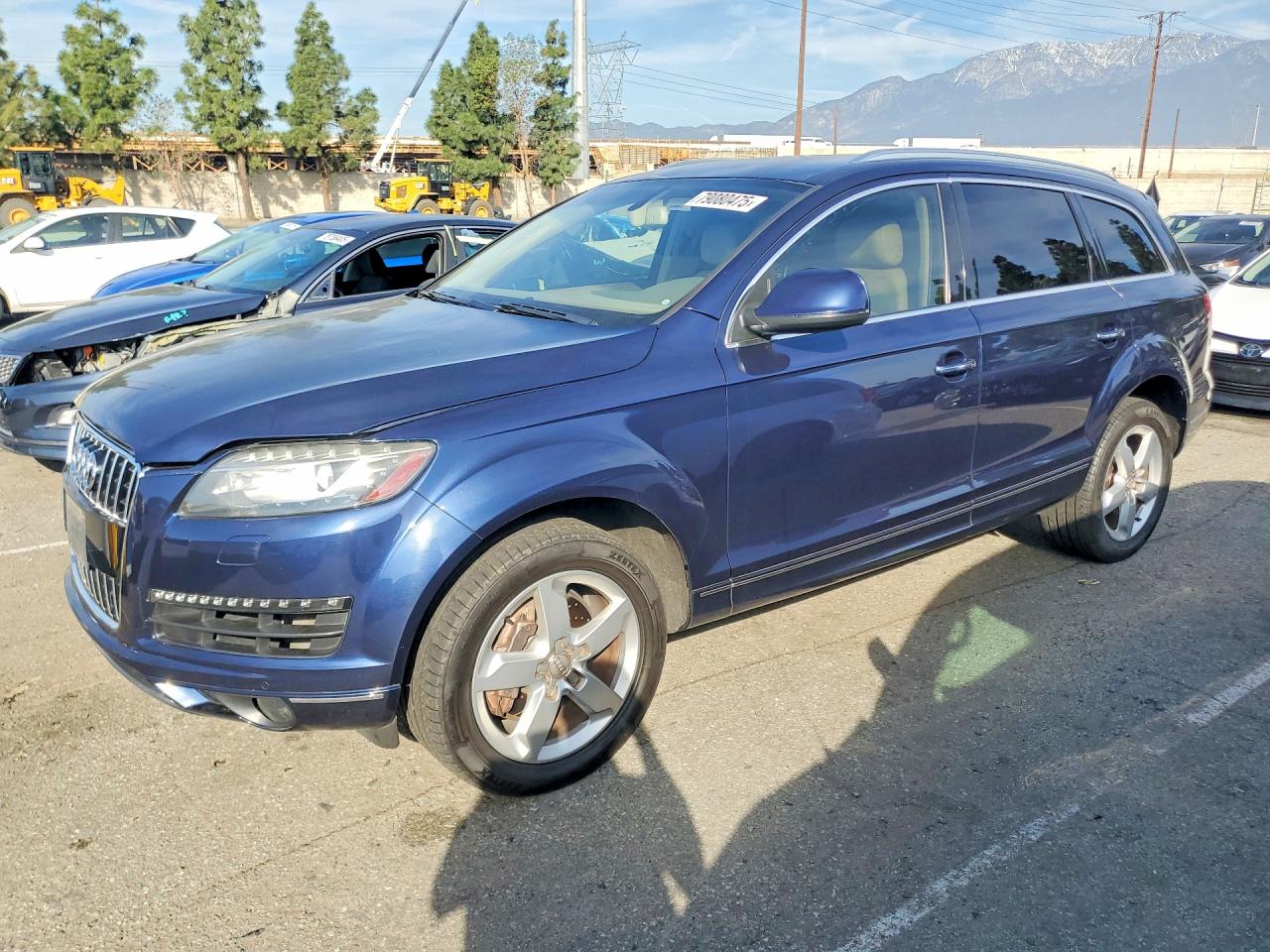 Salvage Audi Q7 Image