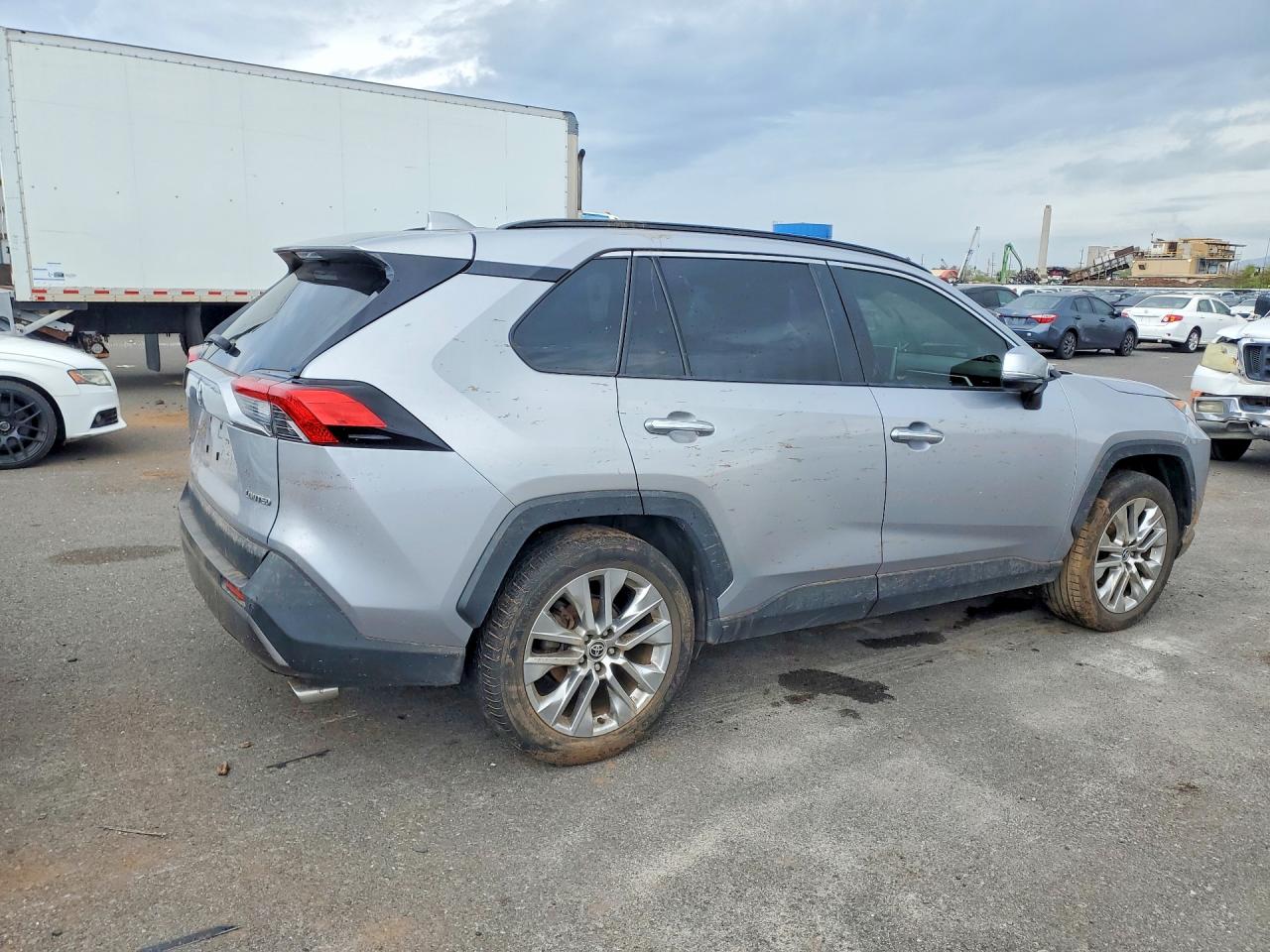 Toyota RAV4 Limited