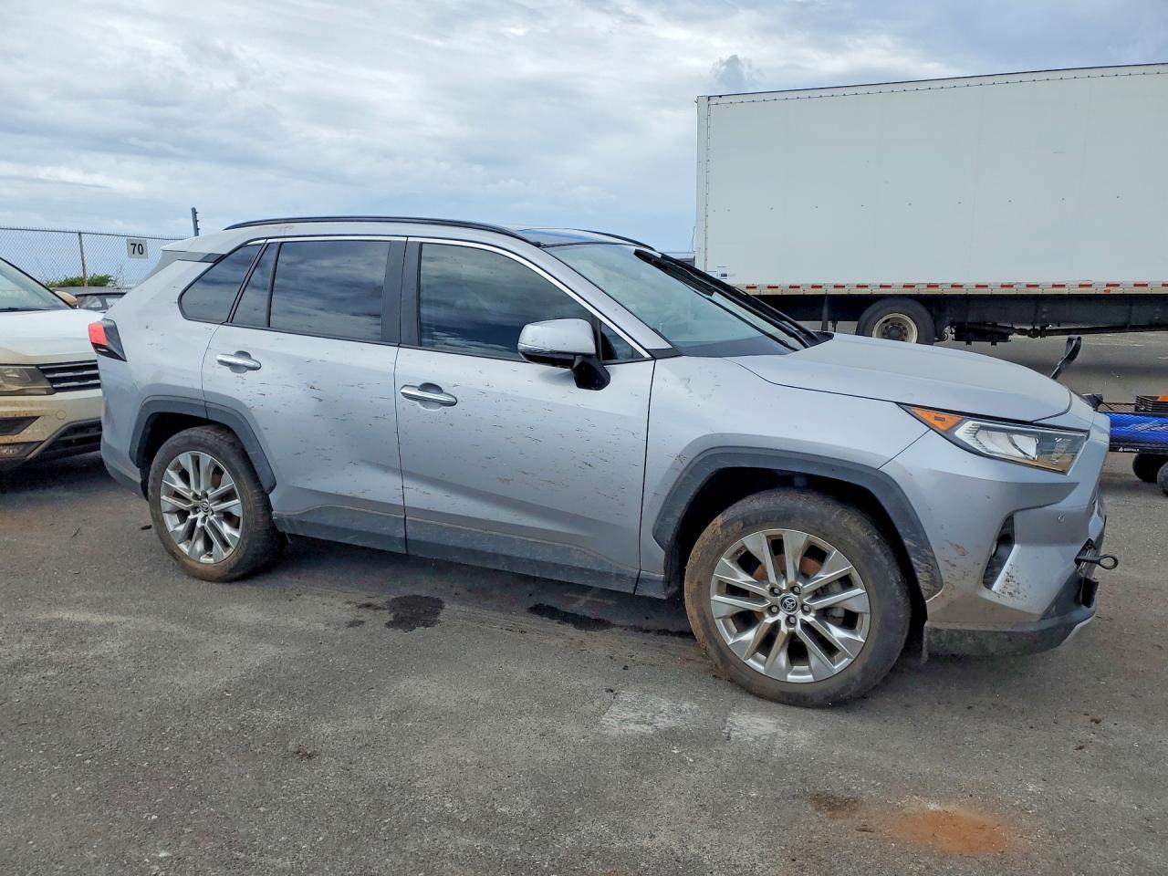 Toyota RAV4 Limited