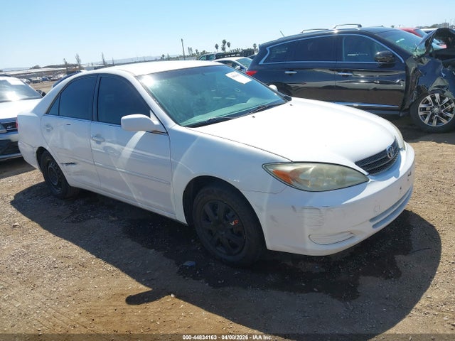 Salvage Toyota Camry Image