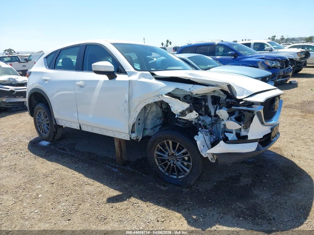 Salvage Mazda Cx Image