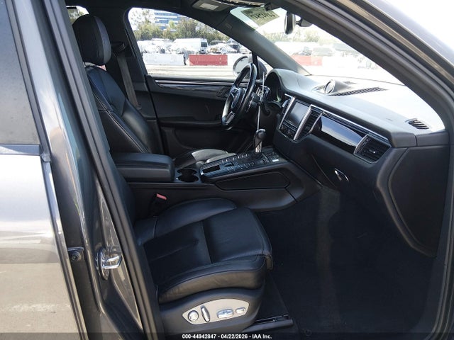Porsche Macan S