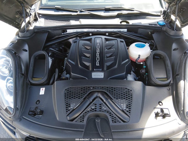 Porsche Macan S