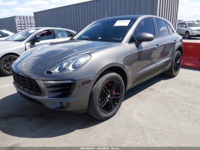 Porsche Macan S