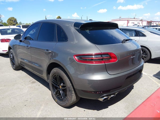 Porsche Macan S