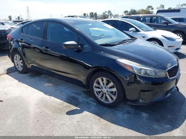 Salvage Kia Forte Image