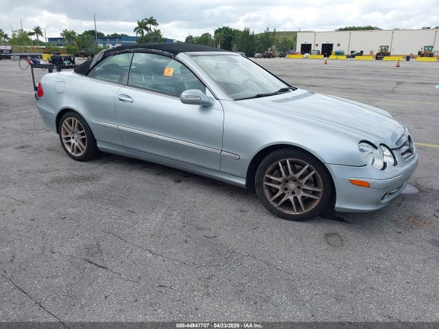 Salvage Mercedes-Benz Clk-class Image