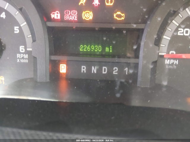 Ford E-350 Xlt