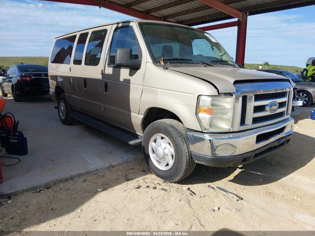 Salvage Ford E-350 Image