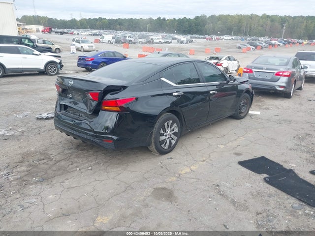 Nissan Altima S Fwd