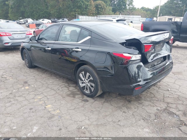 Nissan Altima S Fwd