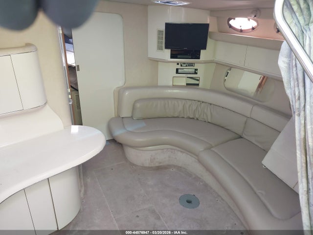 Sea Ray 37