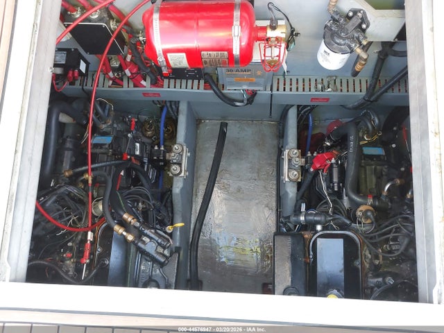 Sea Ray 37