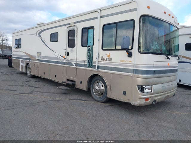 Salvage Bounder 39ft Image