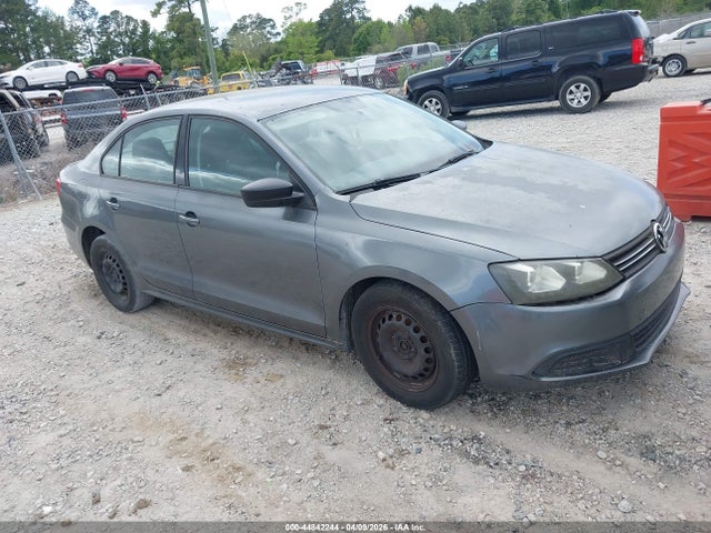 Salvage Volkswagen Jetta Image
