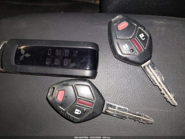 Mitsubishi Outlander Es