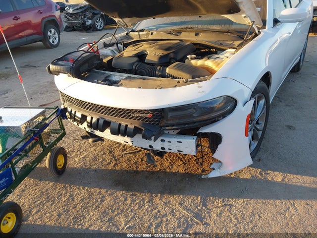 Dodge Charger Sxt Awd
