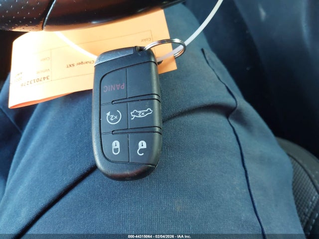 Dodge Charger Sxt Awd