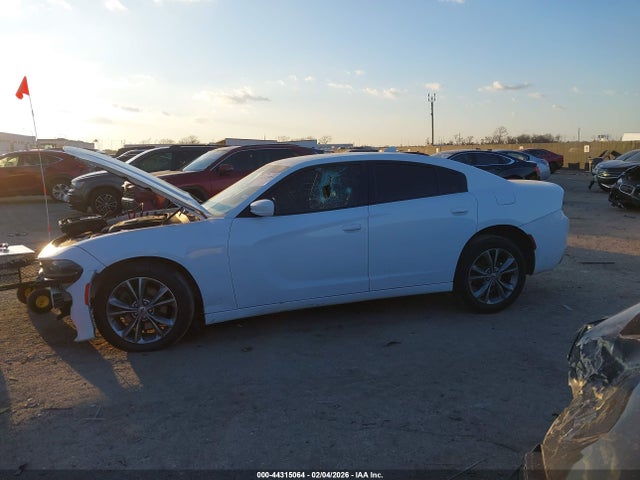 Dodge Charger Sxt Awd