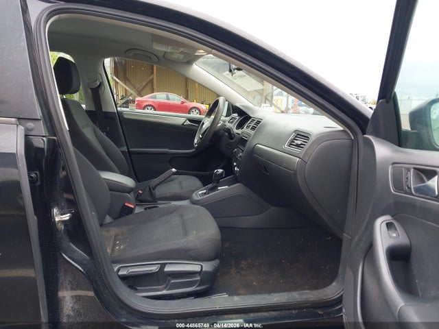 Volkswagen Jetta 1.8t Se