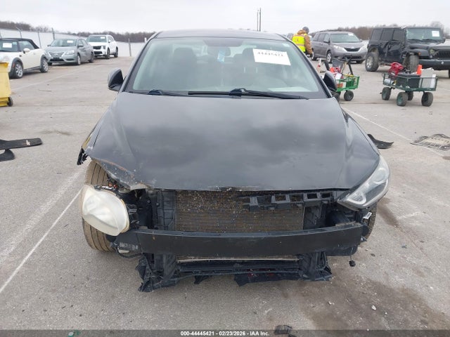 Hyundai ELANTRA Limited