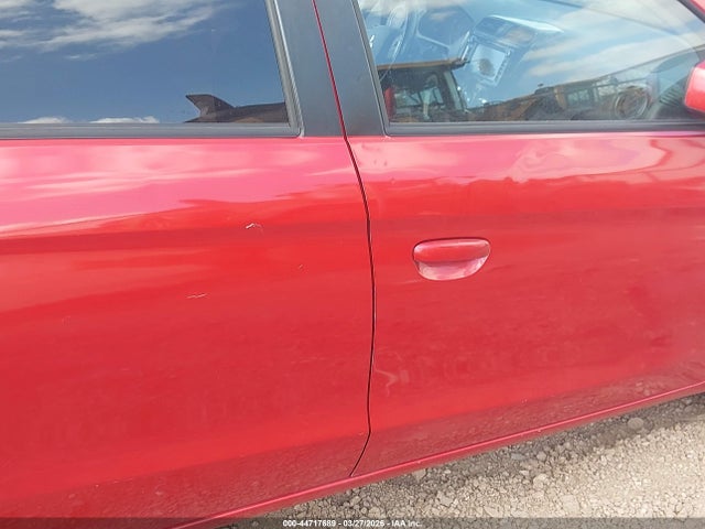Mitsubishi Mirage Es