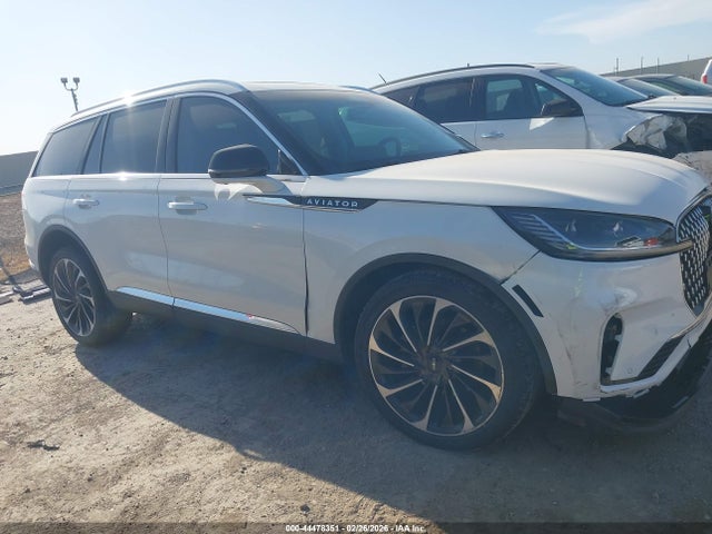 Lincoln Aviator Reserve