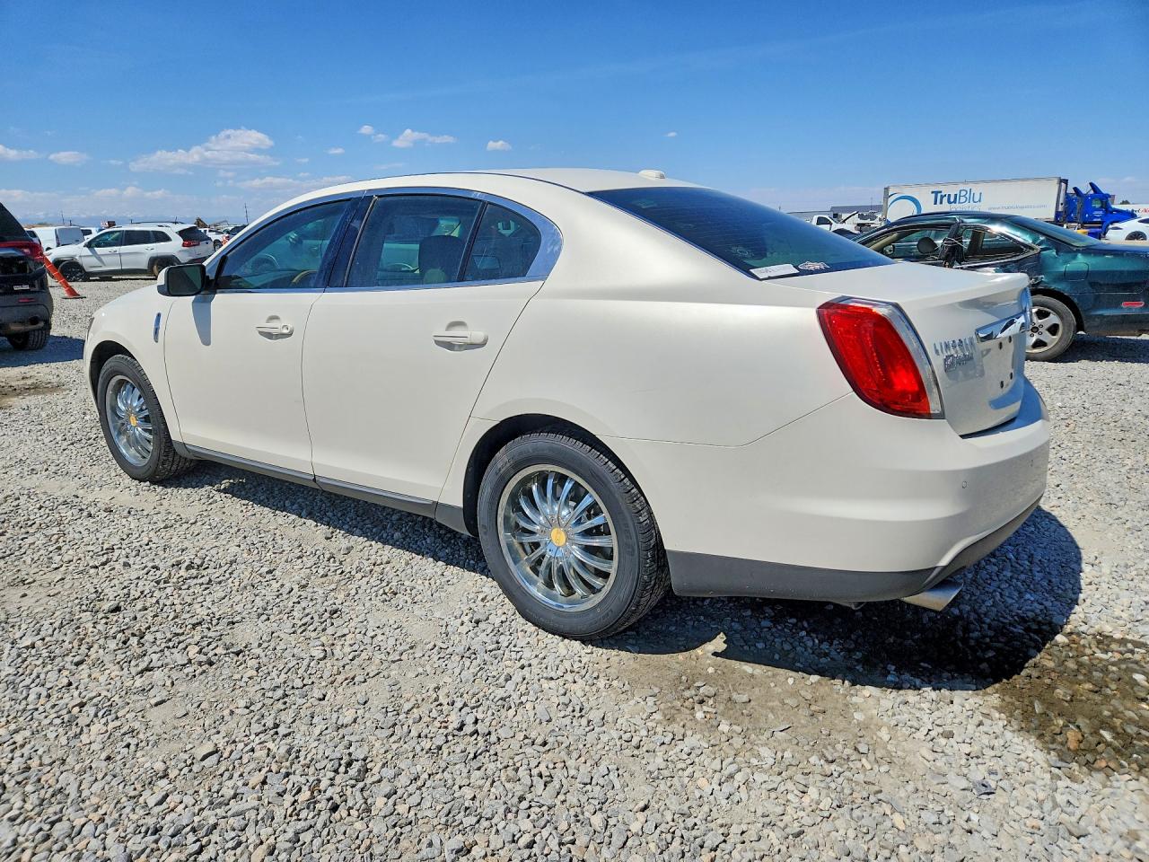 Lincoln MKS