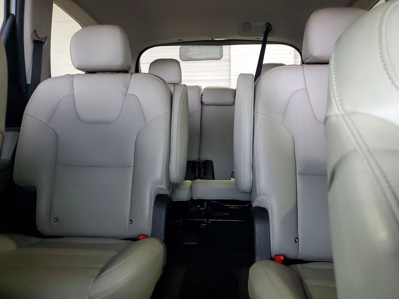 Kia Telluride Lx