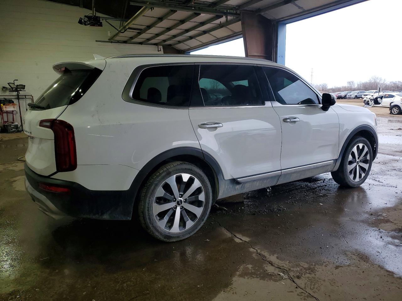 Kia Telluride Lx