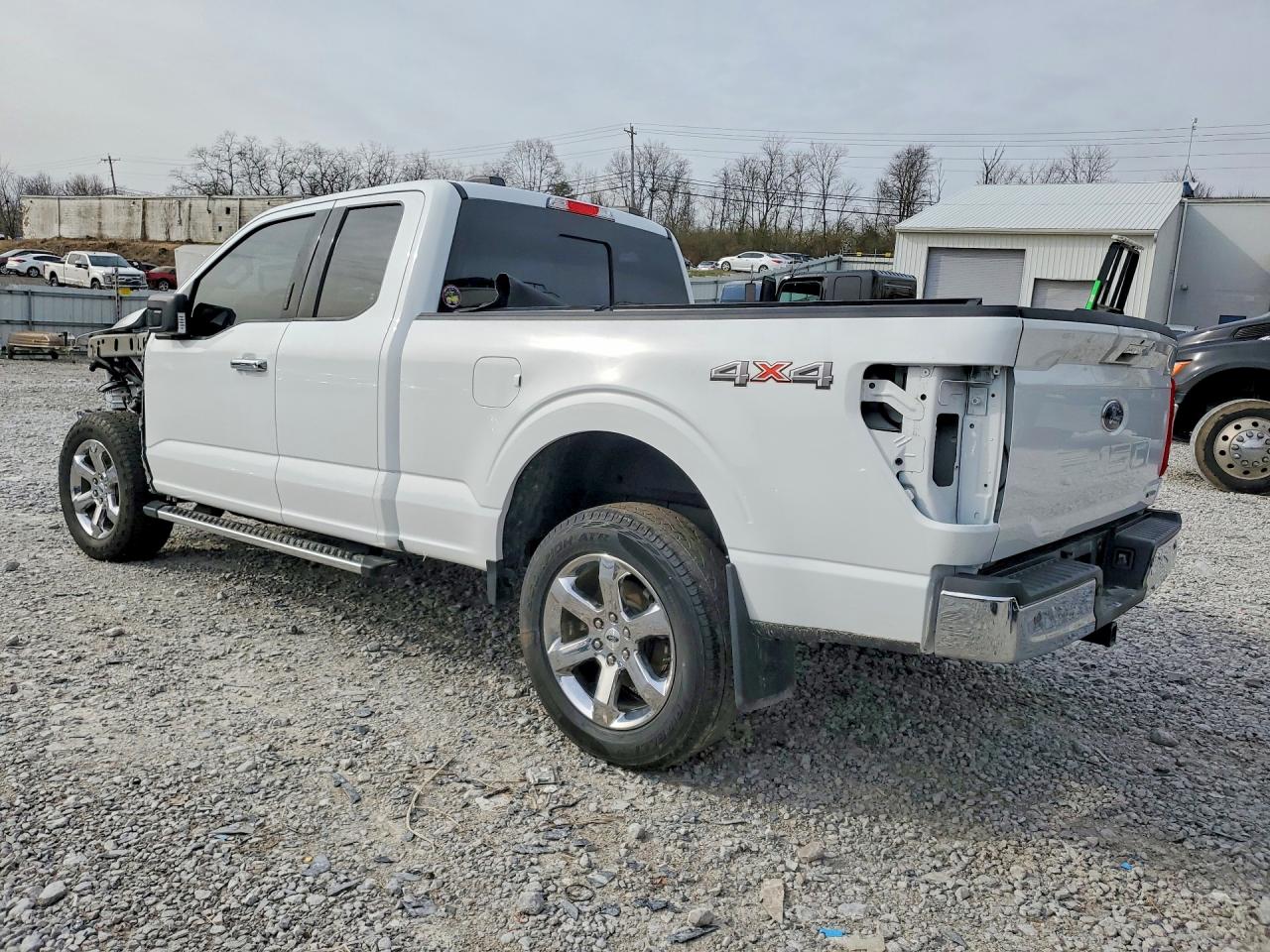Ford F-150 Super Cab
