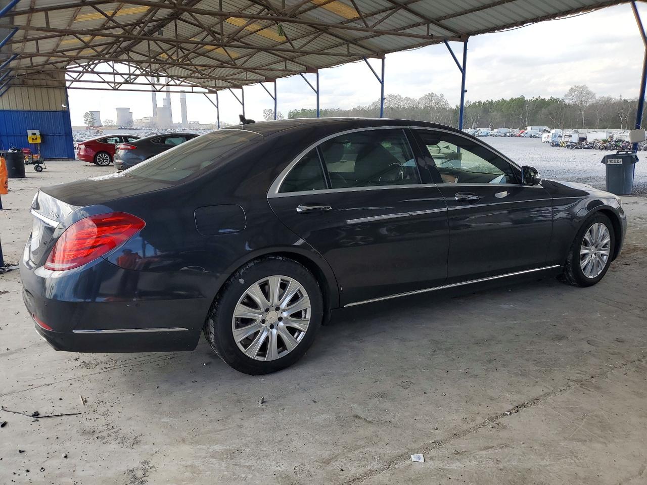 Mercedes-Benz S-Class 550 4matic