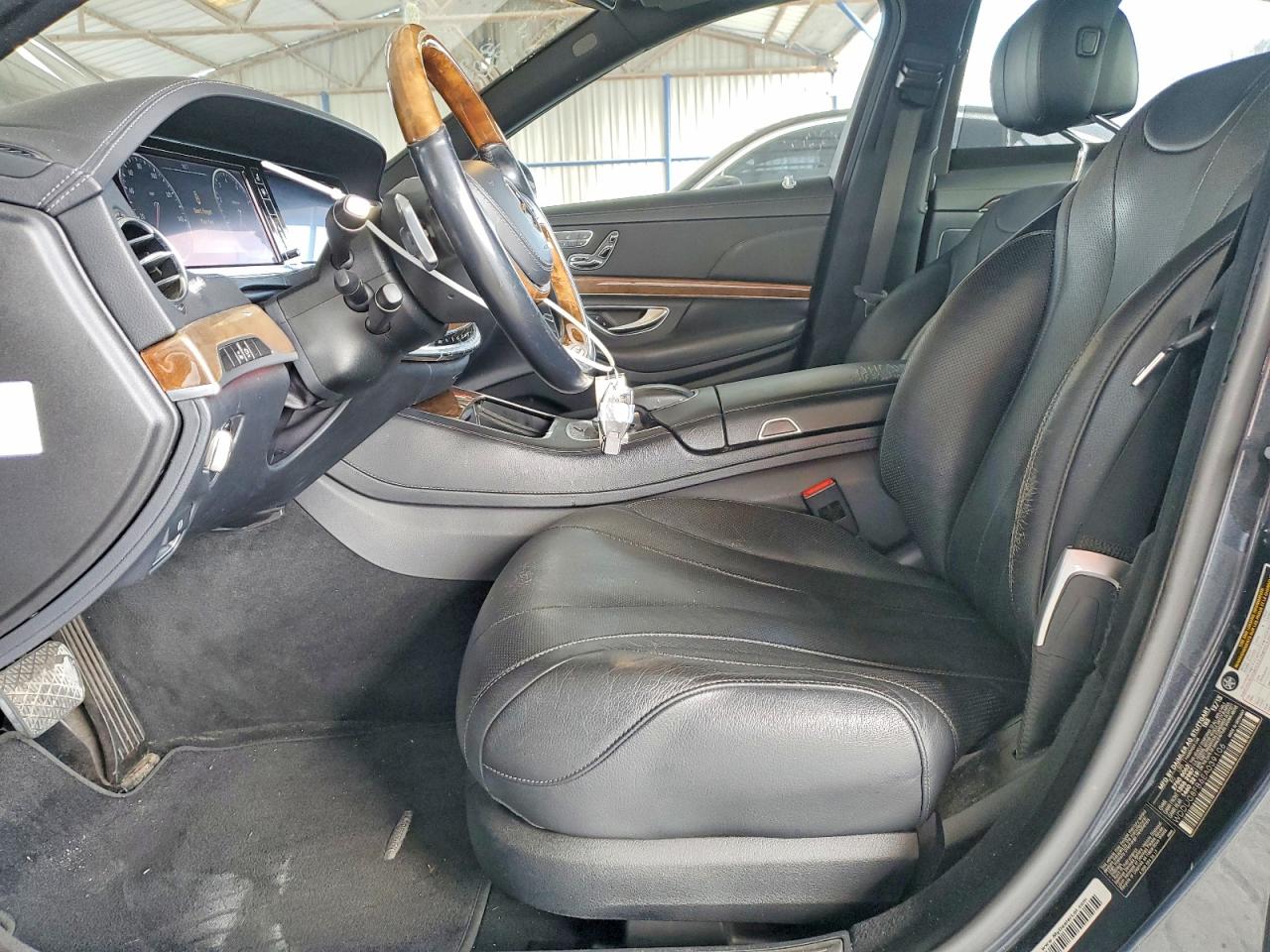 Mercedes-Benz S-Class 550 4matic