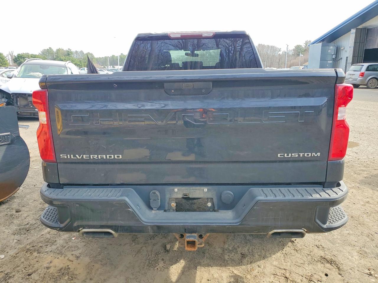 Chevrolet Silverado K1500 Trail Boss Custom