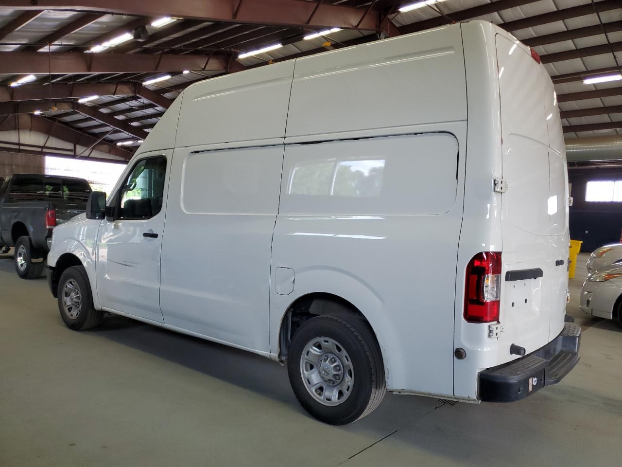Nissan Nv 2500 S