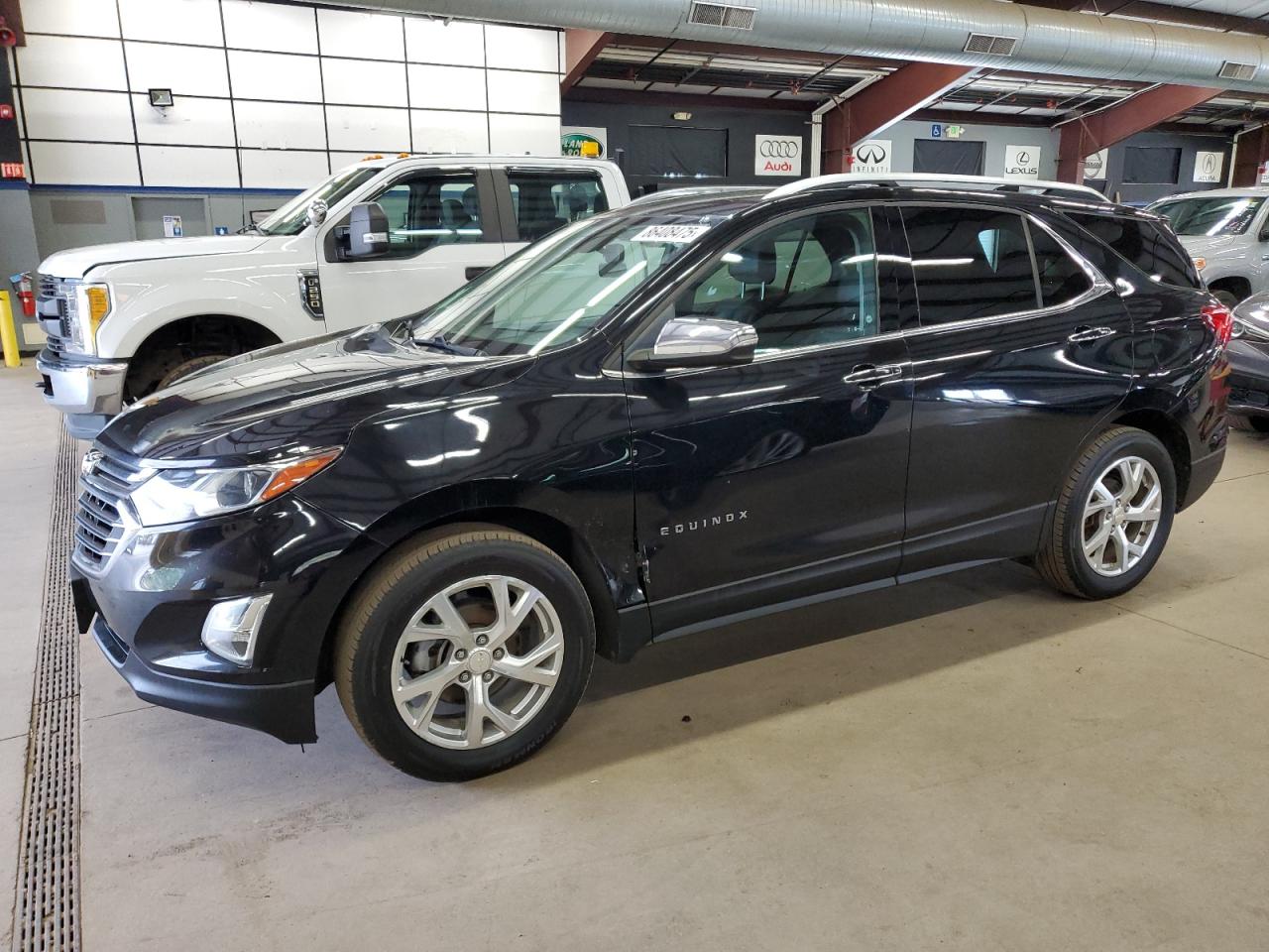Salvage Chevrolet Equinox Image