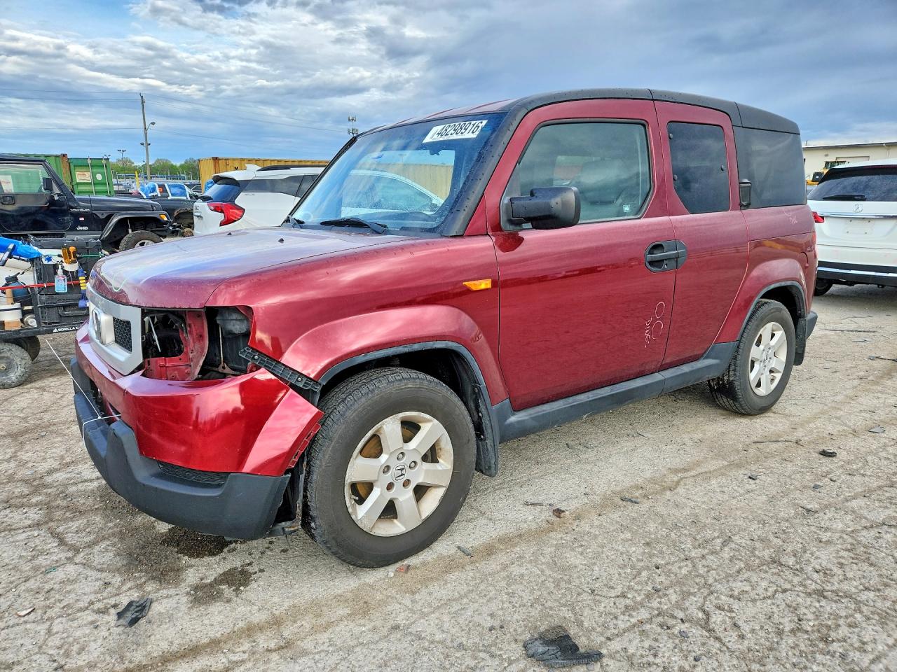 Salvage Honda Element Image