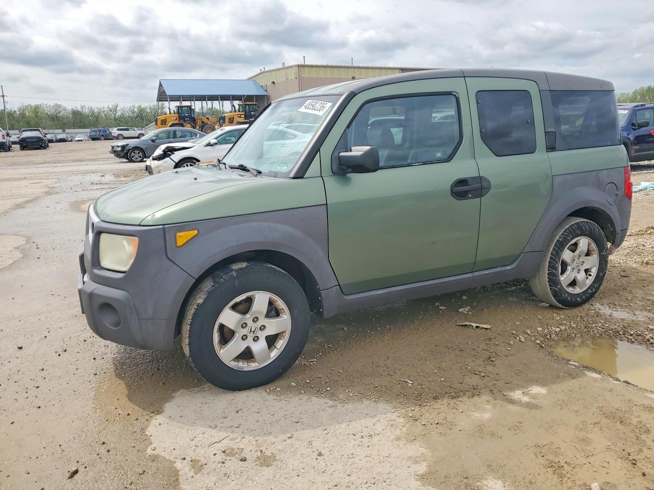 Salvage Honda Element Image