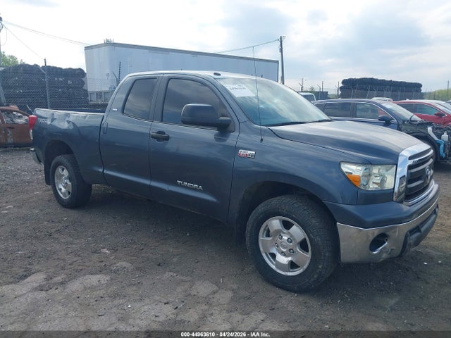 Salvage Toyota Tundra Image