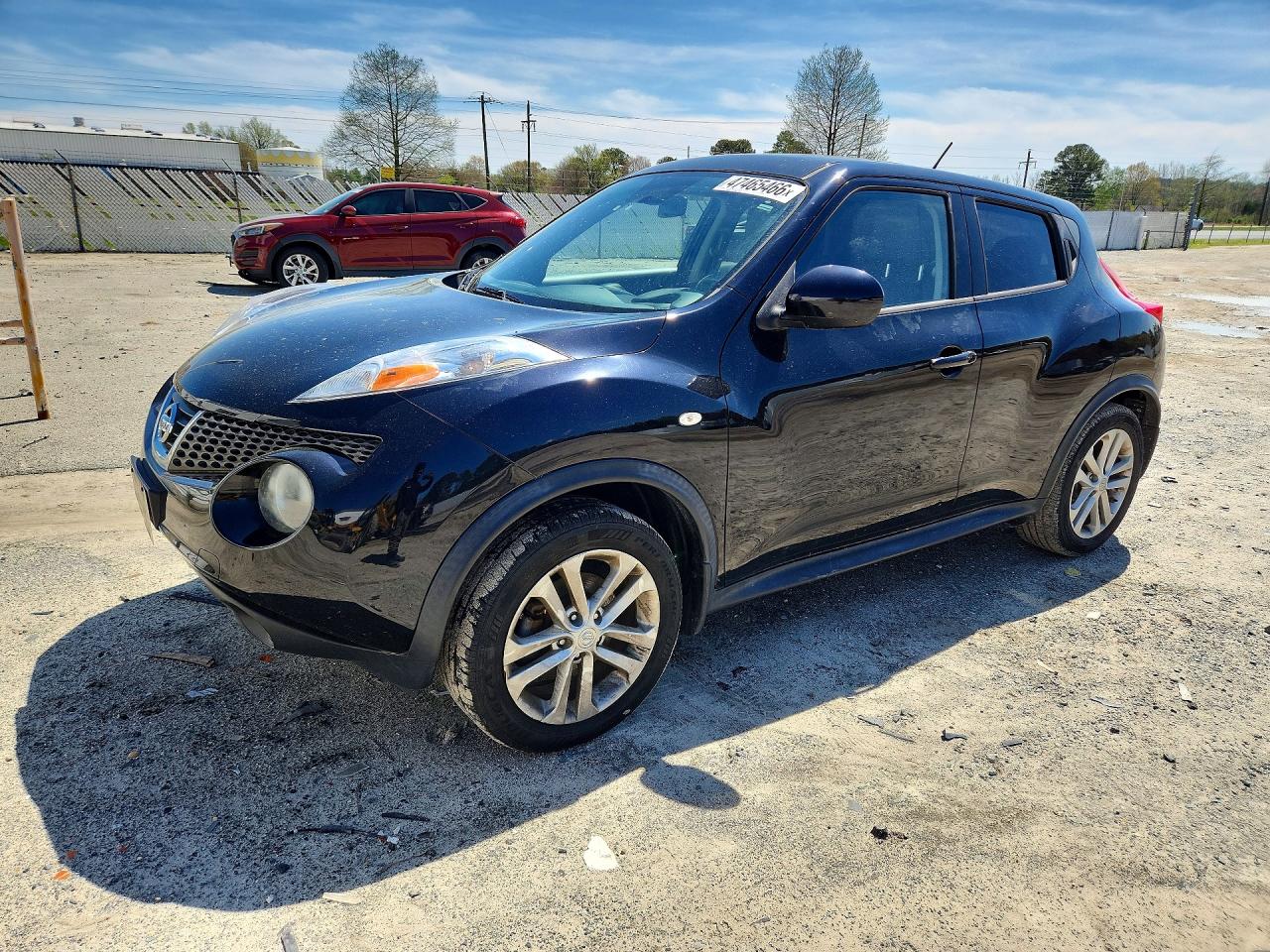 Salvage Nissan JUKE Image